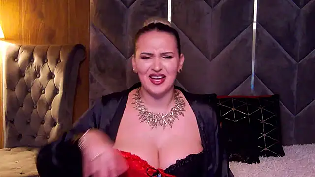 LaylaBlakes - Choose my outfit