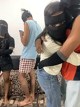 Jaan_jiya - Show pussy both girl