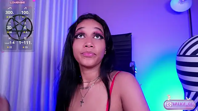 Valky__00 - ⭐Play Fingers + Domi in clit⭐
