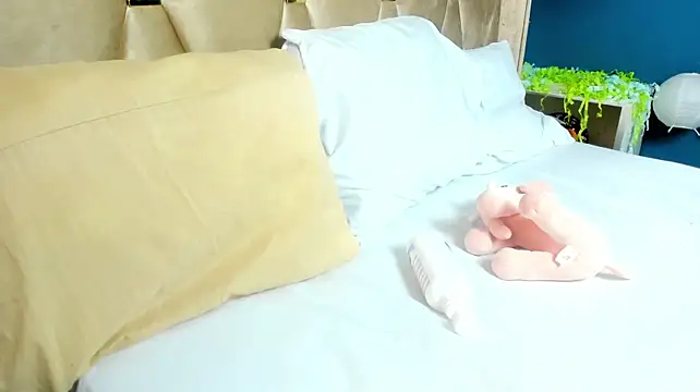Sharlottedoll - Lift a leg and let’s fuck hard.