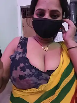 Sweety-girll - Full nude public 2 mint