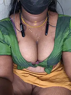 Lakshmi_tamil__ - Boobs oil massage
