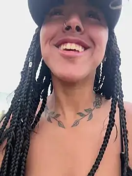Maricba2 - SHOW BOOBS + IN PLAYA😨🔥