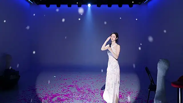 CSC-77 - 留守儿童之~~静静挑战20轮回家并且获得明日参与团休聚会