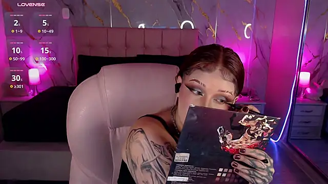 Jessie_williams - show tits