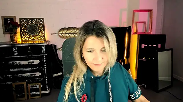NicoleHitman - A new journey