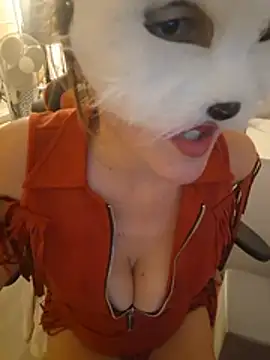 SPrITZMAUS - LT 2 VIDS/Boobs spitting😗
