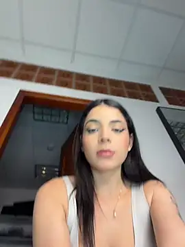 ArieliciousXXX - SQUIRT IN PUBLIC RESTROOM ANGEL😇💦💦