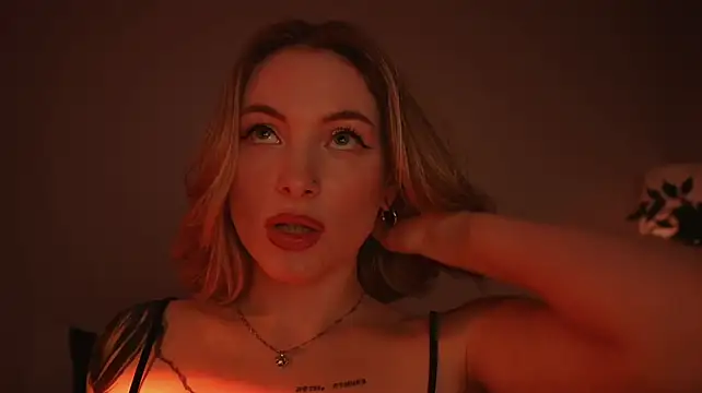 Peach_in_stockings - Spoil Your Goddess: oil + slow dance