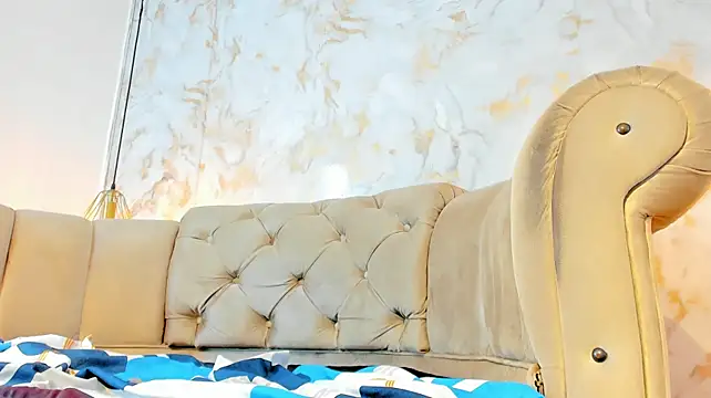 Ariannaruiz - RUB ASSHOLE🎀