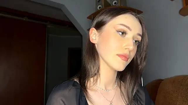 ShannanWohlers - Give my breast some soft massage <3