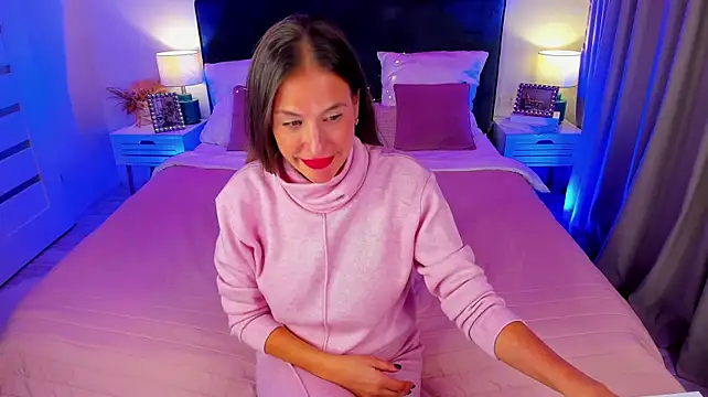 IsabelMilf - destroy pussy big black dildo