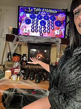 Lola_tentatiion - DECOUVRES MA TENUE 🧙‍♀️