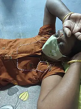 Umashreetamil - Full nude oil show 3 mts