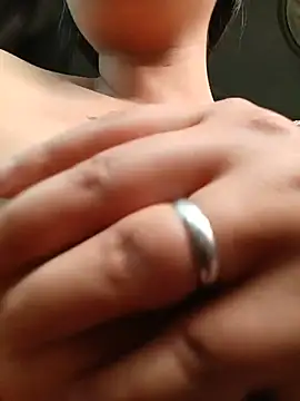MAYE__13 - I flash my tits at the driver 🥵🍑😈