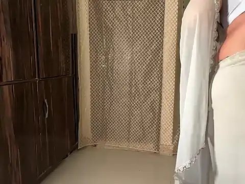 Sakshi_09 - boobs tease