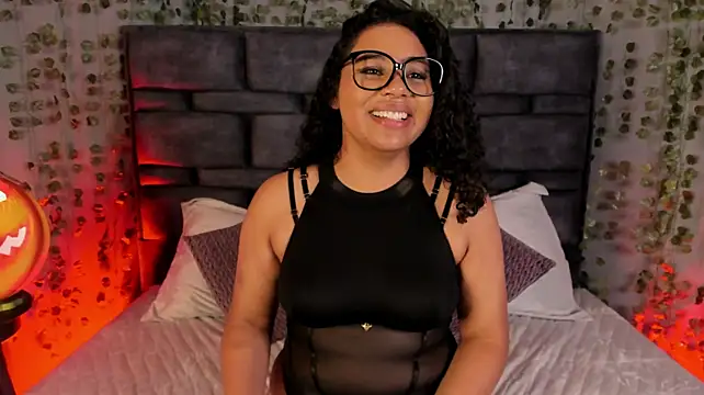 VickyCassel - fingers in my pussy