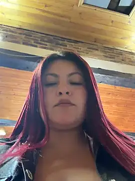 Lia-Moon77 - Show tits hard clamps 😈🎁 king