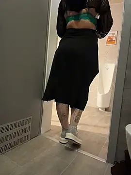 TattooGirlAlia - SPIN WHEEL WITH MY BEST!!! VIDEO💦 SPIN