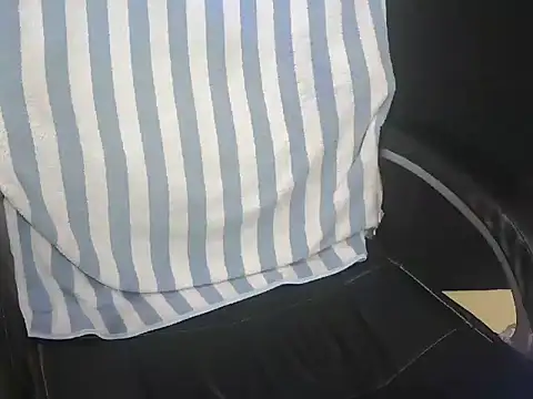 Siri_Teluguu - "i"ll tease choco syrup with boobs😜😜"