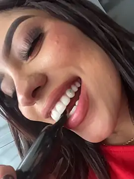 MystiqueXXX - MAKE MY PUSSY SQUIRT IN UR MOUTH!👑🌊
