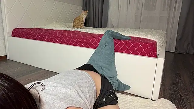 AlicaCartier - ass tease