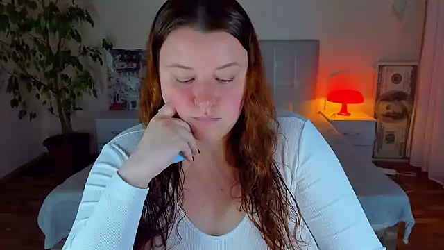 PolinaSalvatore - show boobs