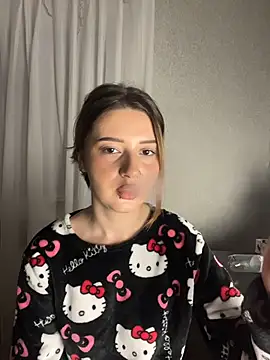 KiraSakura - TAKE OFF TOP