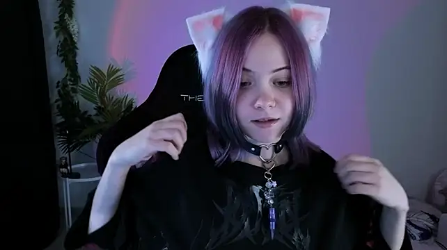Hikkacat - 🤍 hip tease =^ㅅ^=