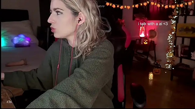 Lisaonthemoon - Last tipper gets 3 Videos