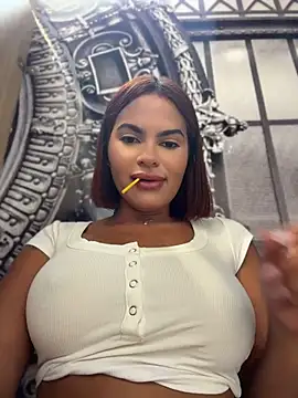 Irina_Velvett - Flahs tits in públic 😮‍💨🥴