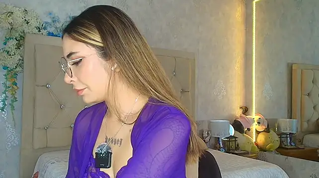 Nini_love01 - HIT THAT ASS BABE