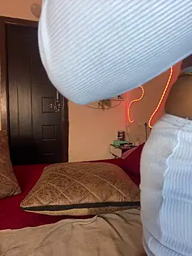 Berry_blossom - Ice on pussy 🧊3mint toy control ⚡️