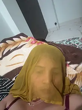 Miss_sarika76 - Boobs oil show
