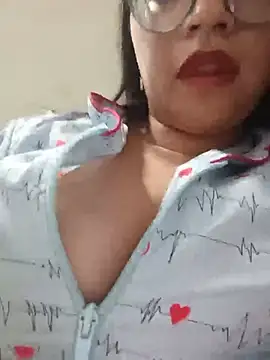 SOFI__10 - I walk naked to the bathroom.