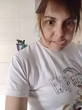 CARITOMIO - Show pussy
