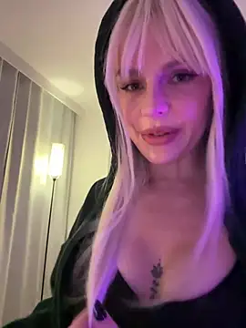 RubyLunaa - ASS close up standing