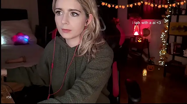 Lisaonthemoon - Last tipper gets 3 Videos