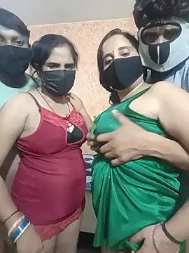 Hot_bhabhi2 - Boobs show