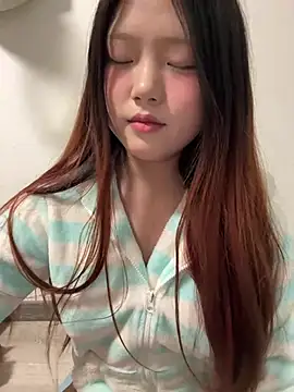 Mimi9420 - 诚招一个情哥哥一个男朋友一个假爸爸一个真老公