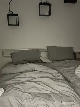CuteeBea - Show Boobs and Play 30 sec🍒