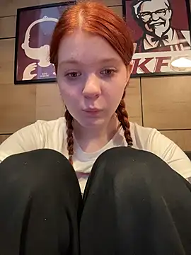 Freaky__Nikki - rub my naughty bare ass