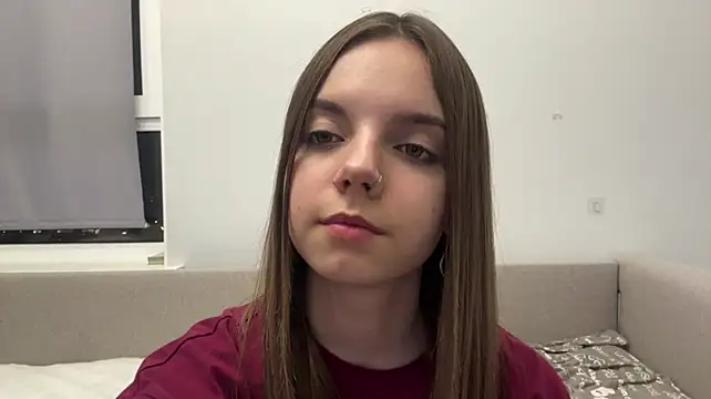 LisaPorse - show belly + smile face