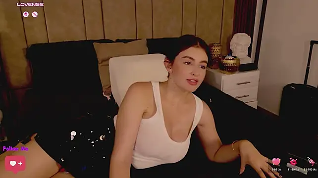 Isabellacharm - Take me to my orgasm, golden rain