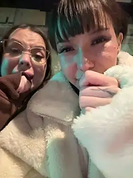 Babydolll - AMELIA MASSAGE NIPPLES SOPHIE ON TRAM ST