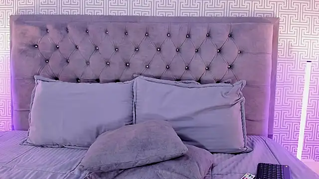 NohaCooper's Live XXX Chat