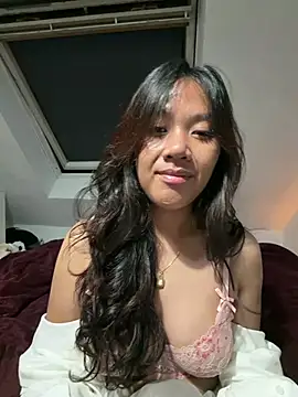 Mia_teacup - boobies play+bra off