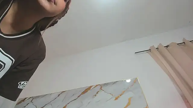 Lily_Evans0 - Touch vagina slowly