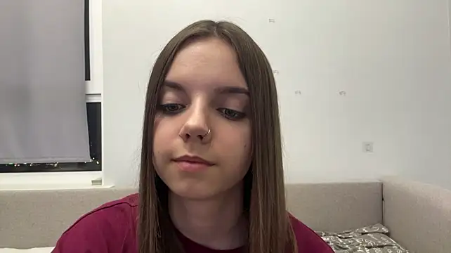 LisaPorse - show belly + smile face