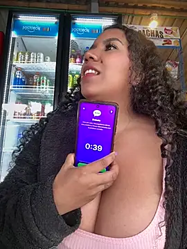 Serena_willow - suck tits